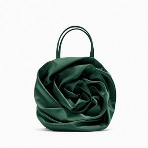 SATIN EFFECT FLOWER BAG